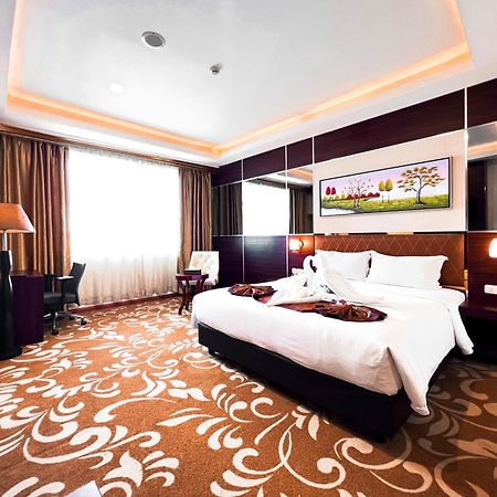 Batam City Hotel Nagoya Exterior foto
