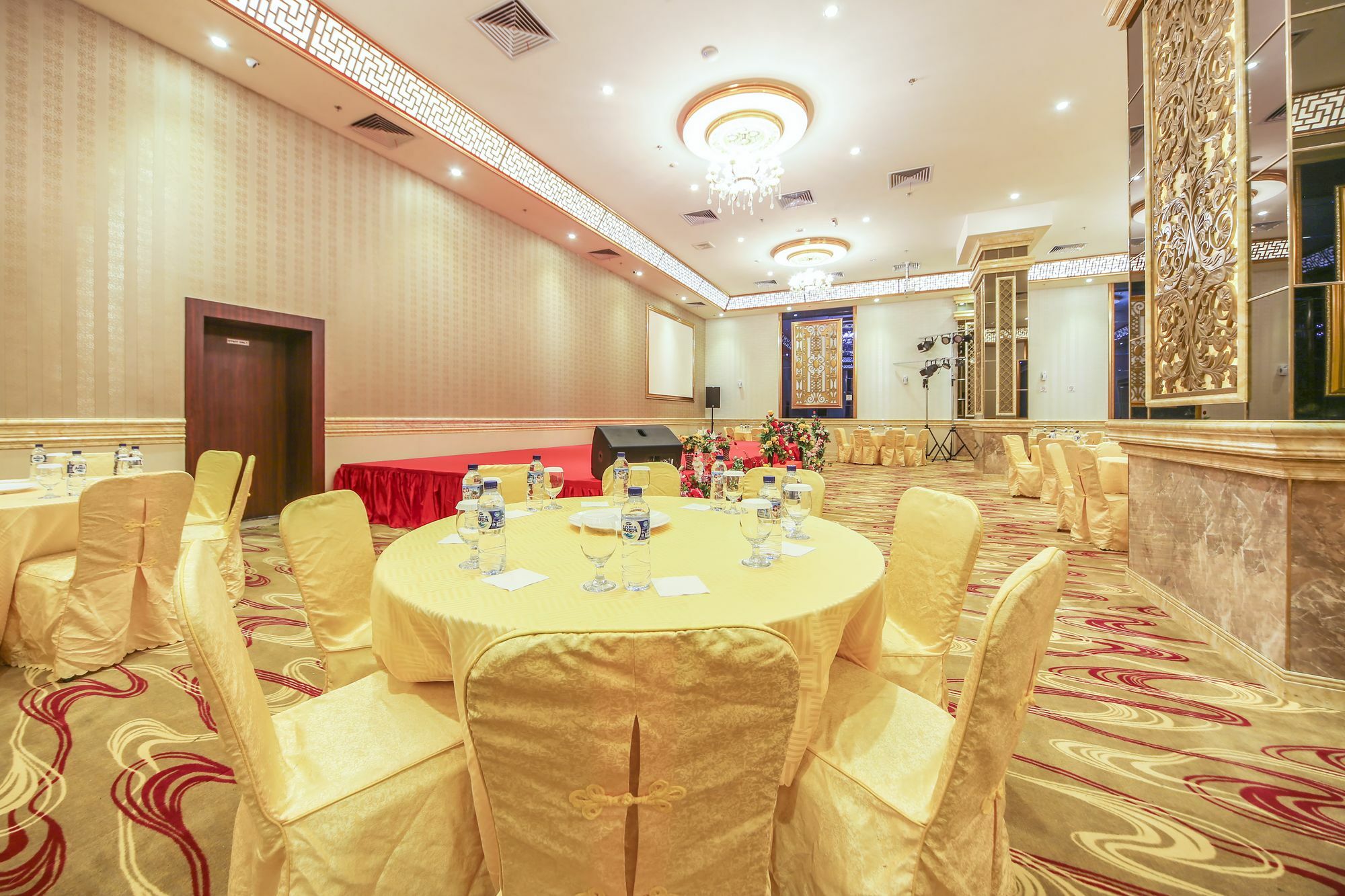 Batam City Hotel Nagoya Exterior foto
